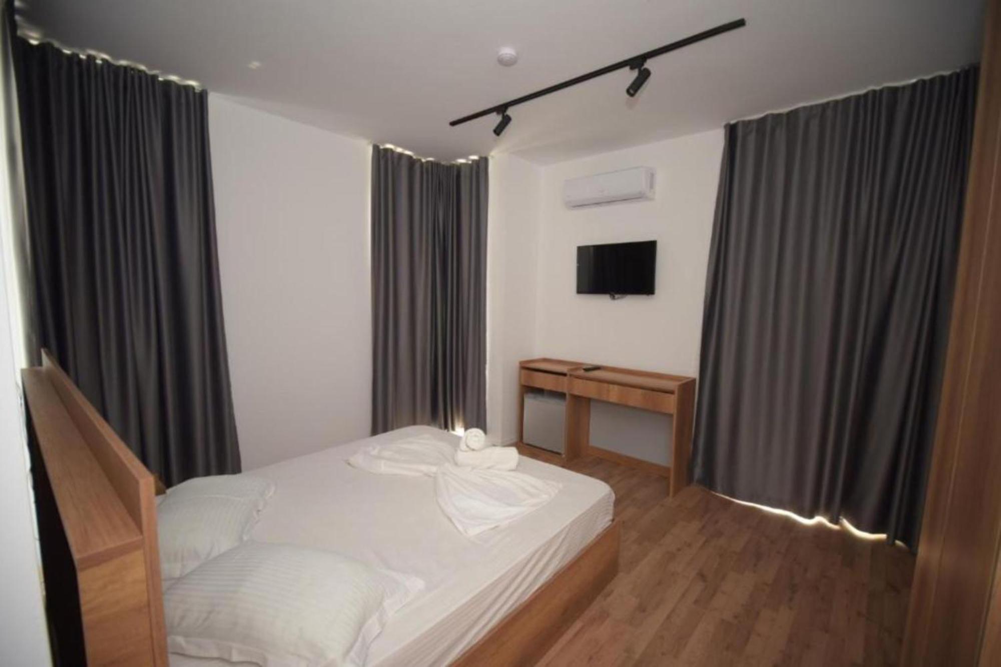 Hotel Besani Δυρράχιο Εξωτερικό φωτογραφία