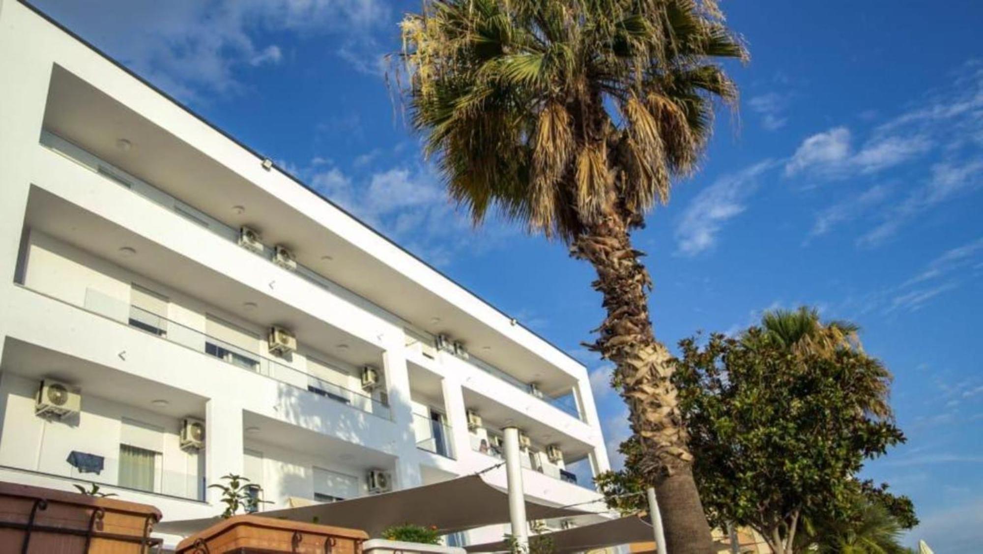 Hotel Besani Δυρράχιο Εξωτερικό φωτογραφία